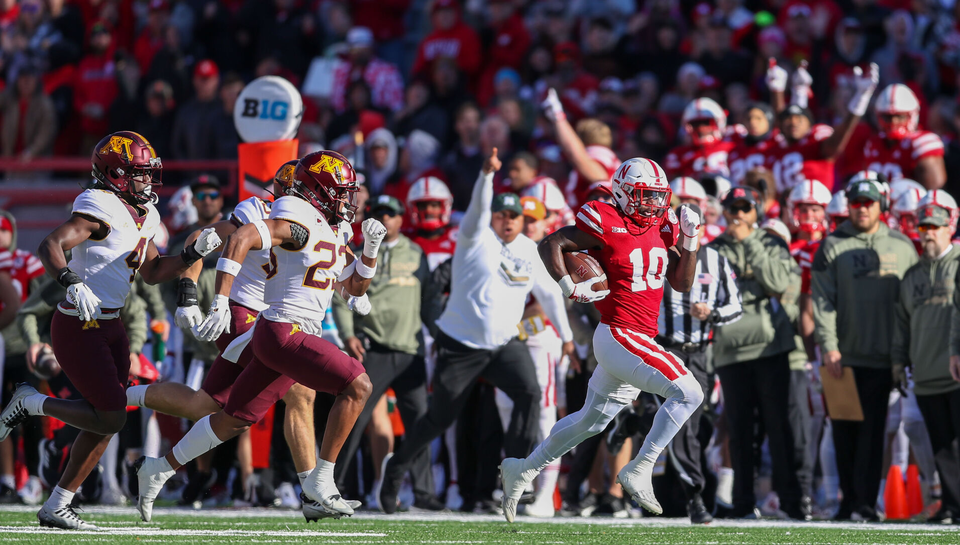 110622-owh-spo-nebminnesota-arz1.JPG